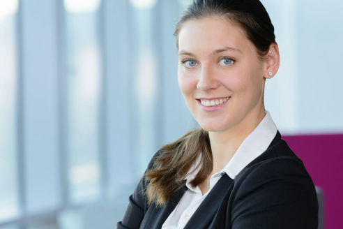 Business Portrait Frau Office Büro on location